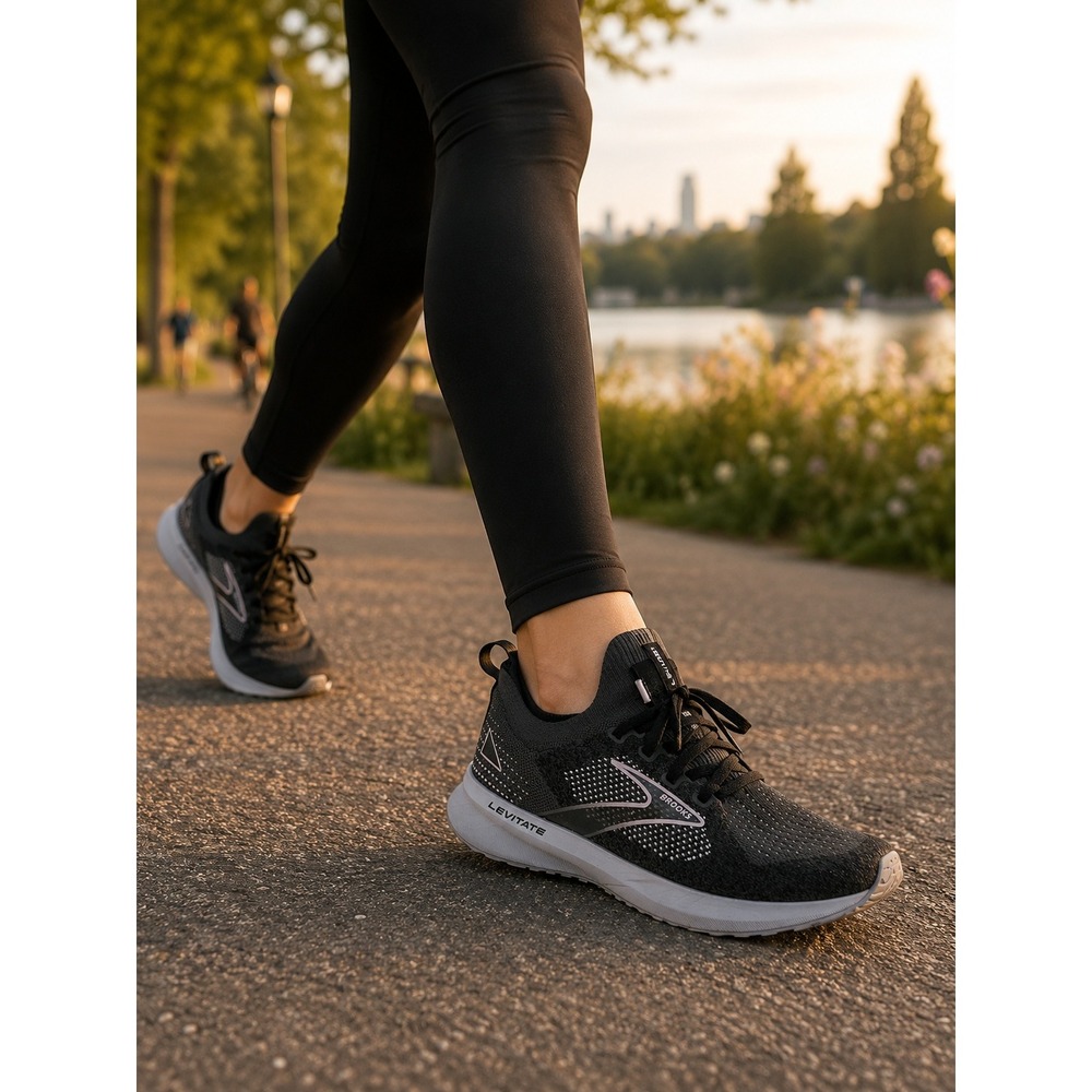 Brooks Levitate StealthFit 5 Women Running Shoe Black Lilac 1203591B056 Size 6.5
